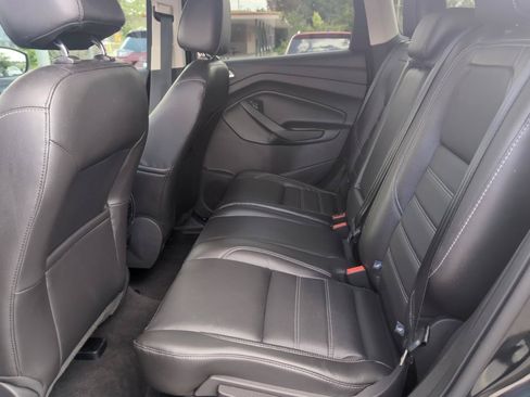 Used 2017 Ford Escape Titanium w/ Equipment Group 301A AWD/4WD image 30