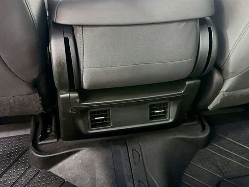 Used 2020 Chevrolet Silverado 1500 Custom w/ Custom Value Package RWD image 28
