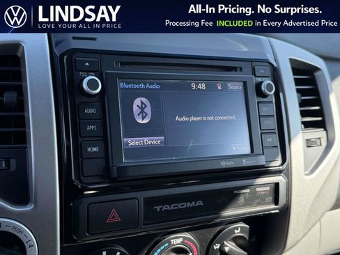 Used 2015 Toyota Tacoma 4x4 Access Cab V6 w/ TRD Sport Package image 16