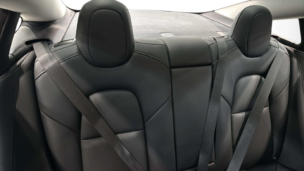 Used 2023 Tesla Model 3 Standard Range RWD image 14