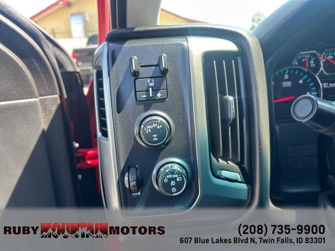 Used 2018 Chevrolet Silverado 1500 LT w/ All Star Edition image 13