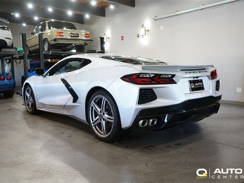 Used 2026 Chevrolet Corvette Stingray Coupe w/ 1LT RWD image 6