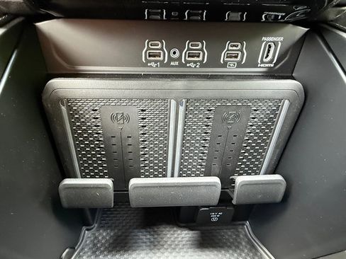 New 2026 RAM 3500 Limited AWD/4WD image 35