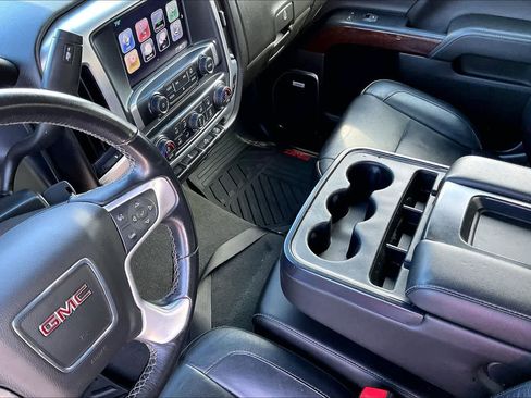 Used 2018 GMC Sierra 1500 SLT w/ SLT Premium Package AWD/4WD image 16
