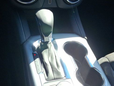 Used 2025 Chevrolet Blazer LT image 14