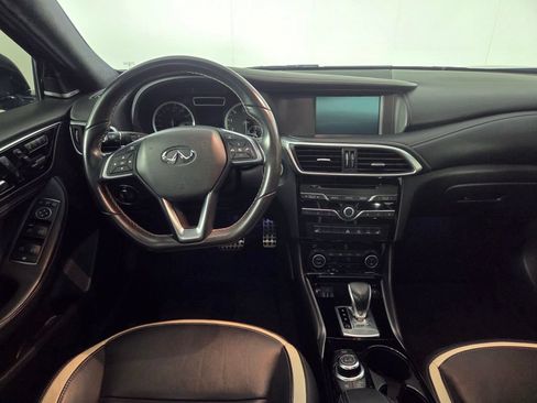 Used 2018 INFINITI QX30 Sport w/ Sport Leather Package FWD image 25