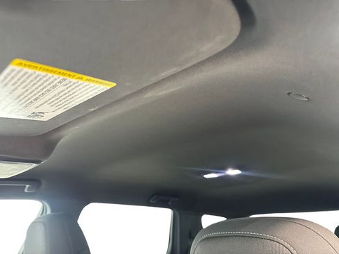 Used 2025 Chevrolet Equinox LT FWD image 70