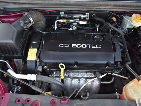 Certified 2014 Chevrolet Sonic LT w/ LT Promotional Package image 27