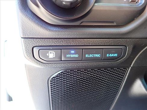Used 2024 Jeep Wrangler High Altitude AWD/4WD image 15