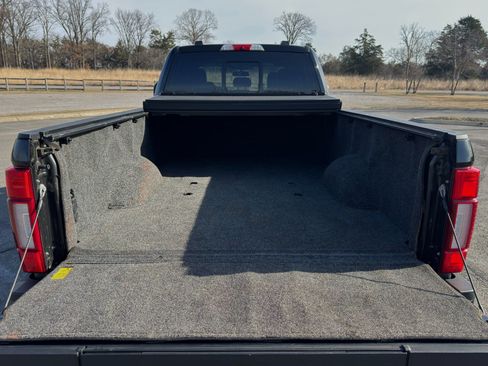 Used 2022 Ford F350 Platinum image 82