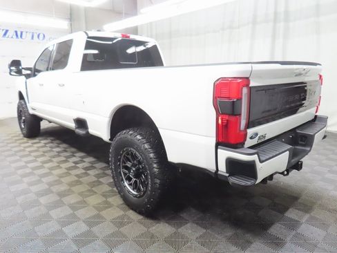 Used 2025 Ford F250 Platinum image 6
