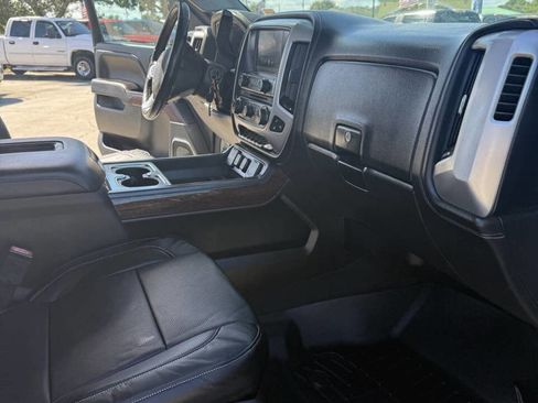 Used 2017 GMC Sierra 2500 SLT w/ Driver Alert Package image 14