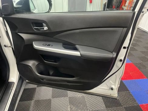 Used 2016 Honda CR-V Touring image 10