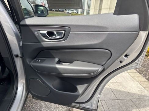 Used 2025 Volvo XC60 B5 Plus w/ Climate Package AWD/4WD image 29