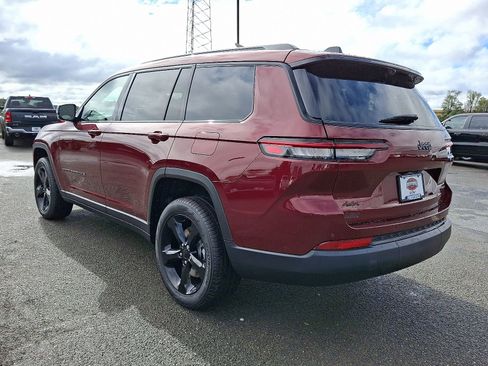 New 2025 Jeep Grand Cherokee L Limited w/ Luxury Tech Group II AWD/4WD image 3