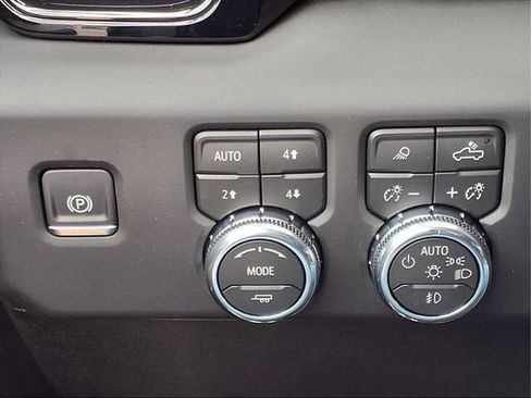 New 2026 GMC Sierra 2500 AT4 w/ AT4 Premium Plus Package AWD/4WD image 19