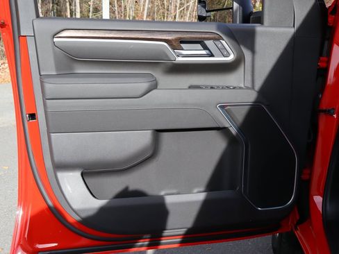 New 2026 GMC Sierra 3500 SLE w/ SLE Value Package image 11