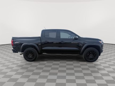 Used 2025 Chevrolet Colorado Trail Boss AWD/4WD image 6