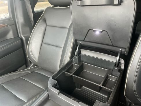 Used 2021 Chevrolet Tahoe Premier image 24