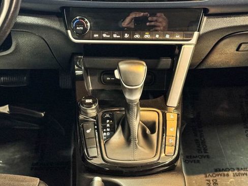Used 2023 Kia Seltos S image 29