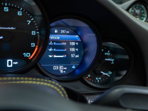 Used 2019 Porsche 911 Speedster RWD image 30