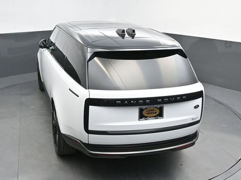 Used 2022 Land Rover Range Rover Long Wheelbase SE AWD/4WD image 38