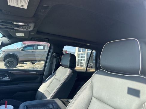 Used 2023 Chevrolet Tahoe Premier image 13