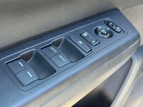 Used 2023 Honda CR-V EX image 17