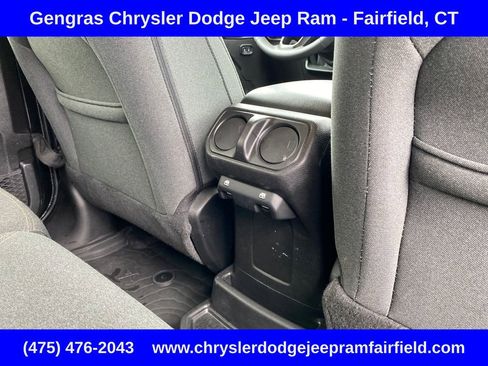 Used 2024 Jeep Wrangler Unlimited AWD/4WD image 36