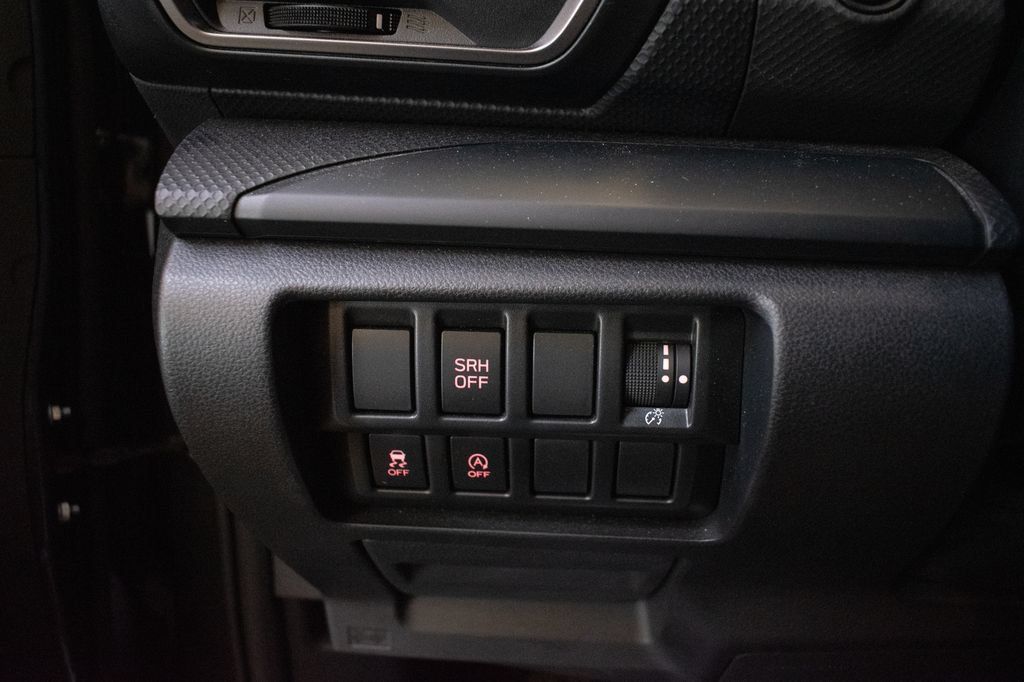 Certified 2023 Subaru Forester AWD/4WD image 17