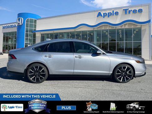 New 2025 Honda Accord Touring image 2