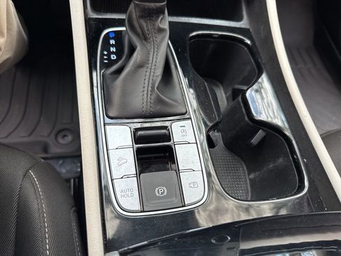 Used 2022 Hyundai Tucson SE FWD image 46