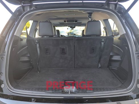 Used 2019 Honda Pilot Touring image 9
