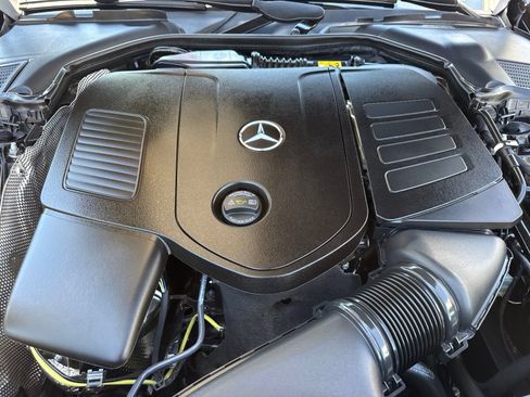 Used 2024 Mercedes-Benz C 300 Sedan image 41