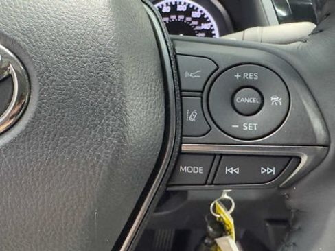 Used 2023 Toyota Camry SE FWD image 30