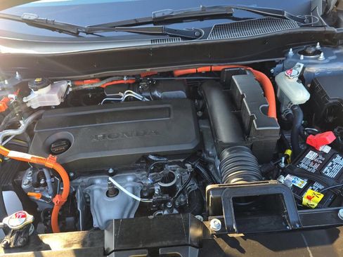 Used 2025 Honda CR-V Sport-L image 7