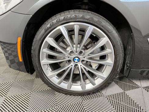 Used 2023 BMW 530i xDrive w/ Premium Package AWD/4WD image 13