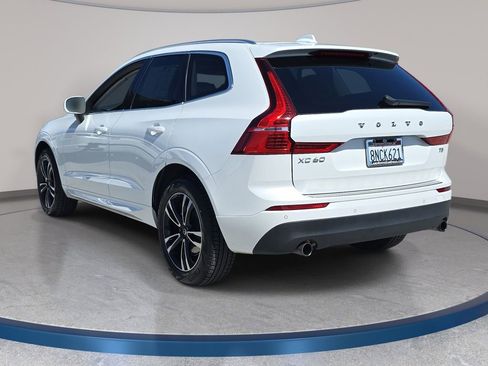Used 2020 Volvo XC60 T5 Momentum FWD image 8