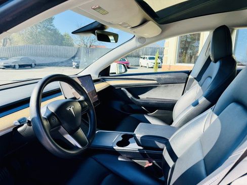 Used 2022 Tesla Model 3 Long Range image 5