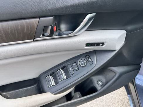 Used 2018 Honda Accord EX-L image 8