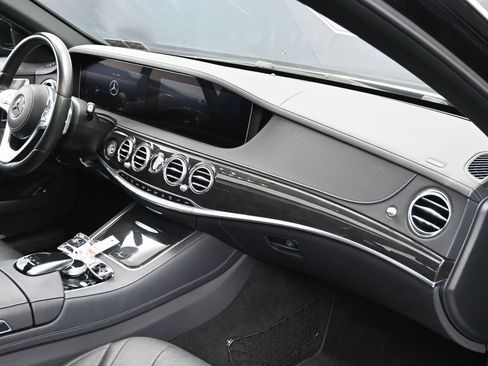 Used 2020 Mercedes-Benz S 450 Sedan image 36