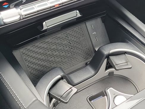 Used 2025 Mercedes-Benz GLE 63 AMG S image 32
