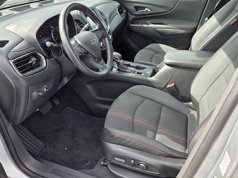 Certified 2022 Chevrolet Equinox RS FWD image 10