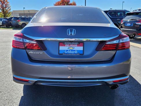 Used 2017 Honda Accord LX image 12