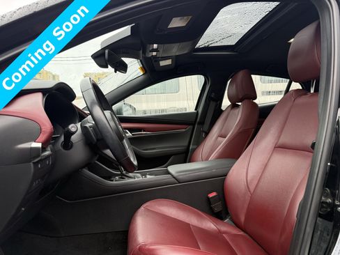 Used 2019 MAZDA MAZDA3 Premium image 7