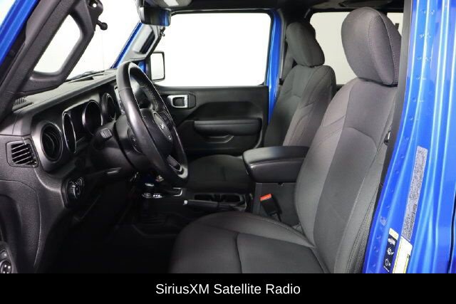 Used 2022 Jeep Gladiator Sport AWD/4WD image 18