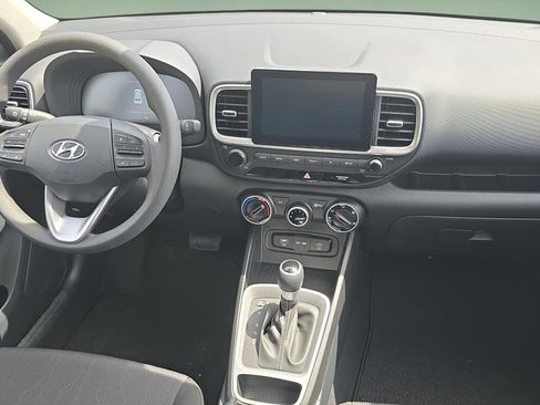 New 2026 Hyundai Venue SE FWD image 11
