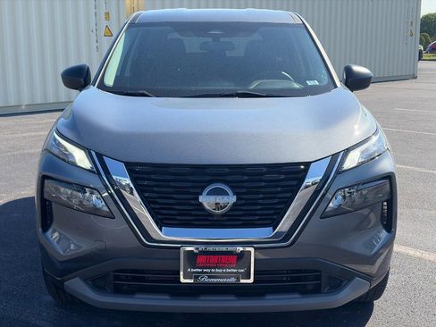 Used 2023 Nissan Rogue S AWD/4WD image 2