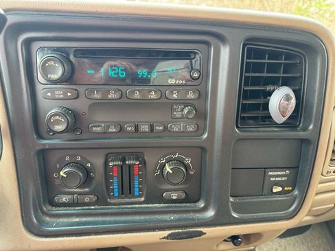 Used 2003 Chevrolet Silverado 1500 LS image 14