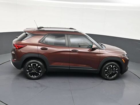 Used 2022 Chevrolet TrailBlazer LT FWD image 17